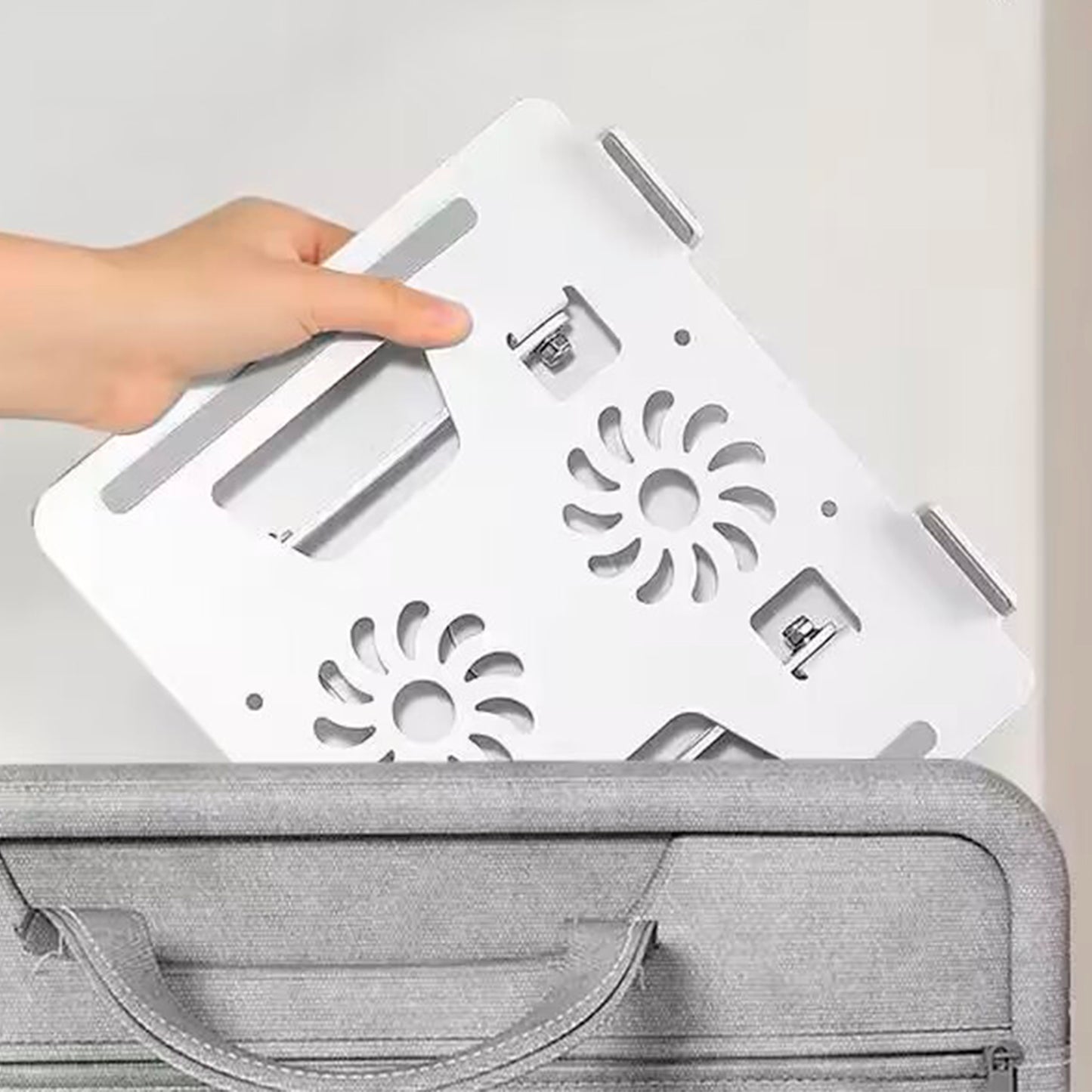 Soporte de Aluminio Para laptop 11-18" Gira 360° Ventiladores Dobles HL906F Blanco